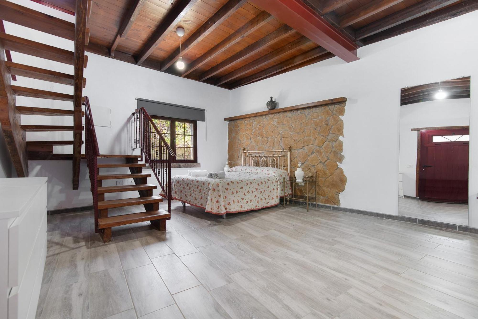 Alma Holiday home